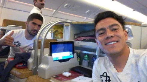 Los jugadores de Chivas bromearon con el parecido a Freddie Mercury.