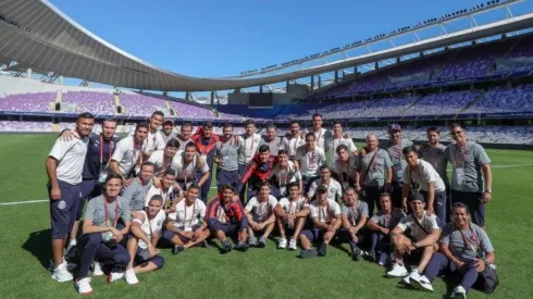 Chivas de Guadalajara en el Estadio Hazza bin Zayed. (Foto: Chivas)