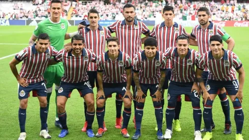 Chivas de Guadalajara durante su debut ante Kashima Antlers. (Foto: Getty Images)