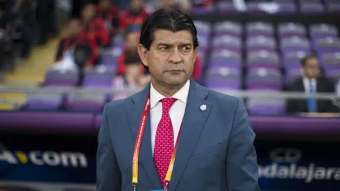 Cardozo obligado a cumplir con los objetivos, sino, su salida de Chivas estaría cerca de concretarse.