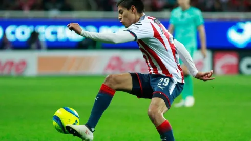 Ronaldo Cisneros tuvo acción en el equipo de Gian Salazar