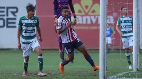 Oziel Mireles repite en la convocatoria del Tri para la categoría sub 16