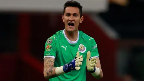 Raúl Gudiño en el partido frente a Cruz Azul.