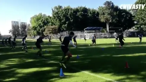 Entrenamiento de Chivas este jueves.