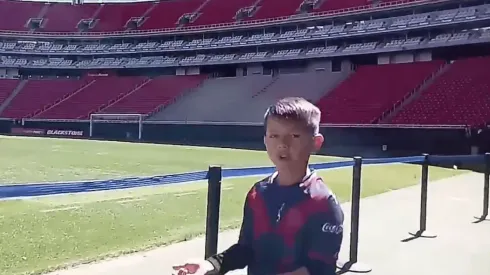 El jovencito es un entusiasta de los videos y todos son relacionados a Chivas