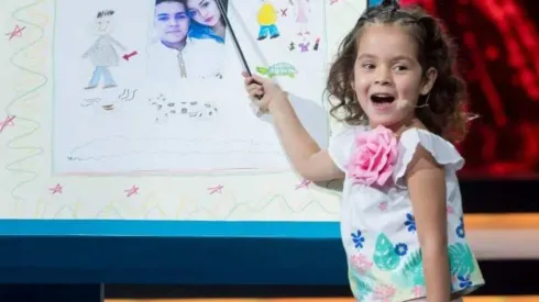 La pequeña Danna le expuso al público su afición por Chivas y sus cánticos se viralizaron