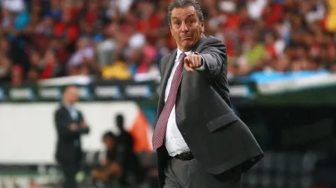 Su mejor logro como DT fue ser subcampeón del Clausura 2011 con Morelia