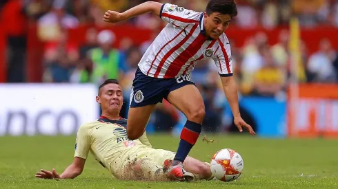 El volante venía siendo soporte en contención con Jesús Molina y Dieter Villalpando