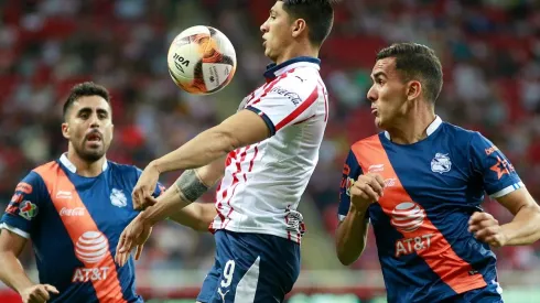 Pulido buscó muy pocos balones entre los centrales y estuvo mucho fuera del área