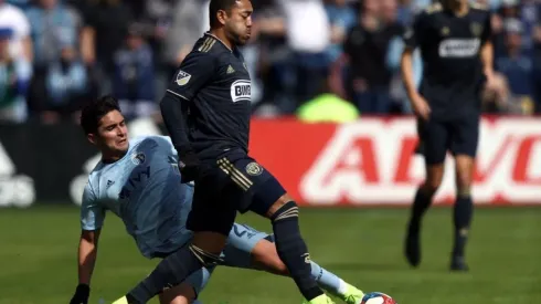 El padre de Marco Fabián aseguró que el jugador quiere volver a Chivas.