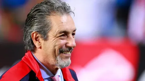 Tomás Boy como entrenador de Chivas.