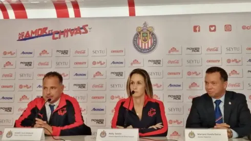 Chivas Femenil presentó a Ramón Villa Zevallos