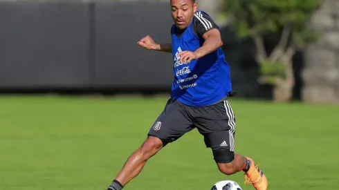 El volante tras bajarse de la selección mexicana a Copa Oro por lesión reavivó la posibilidad de volver a Guadalajara