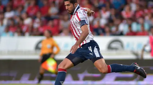 Chivas no quiere vender a Jair Pereira a rivales directos