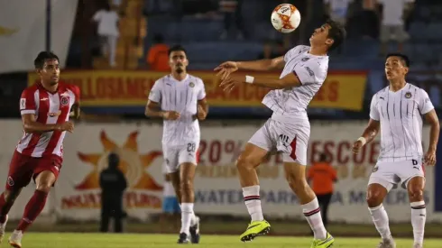 Chivas en el amistoso ante Pioneros.
