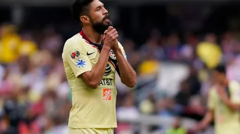 El delantero arremetió en diversas ocasiones contra su clásico y eterno rival