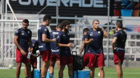 Los atacantes canteranos serían afectados en su desarrollo por la llegada de Peralta