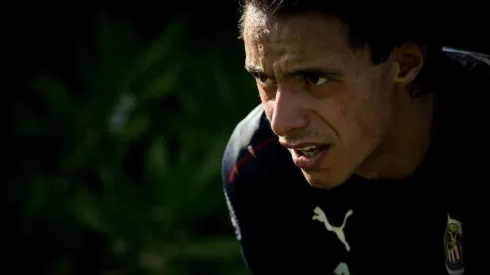 El portero regresó al Rebaño y debutó en la dura derrota 5-1 ante River Plate en San Diego