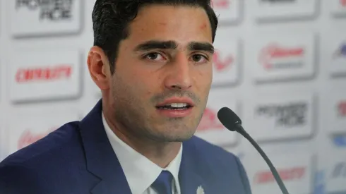 El defensor rojiblanco aseguró que lo realmente importante es concentrarse en el estreno de la Liga MX