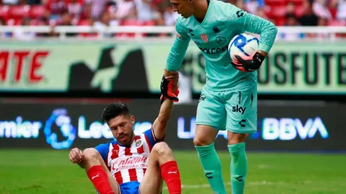 El guardameta de Necaxa fue figura principal en la derrota propinada al Rebaño Sagrado