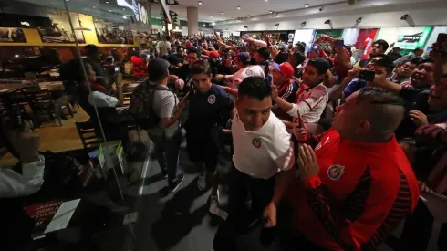 El recibimiento que tuvo el Rebaño Sagrado dejó convencido a todos que la capital es rojiblanca