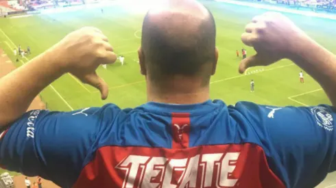 Gobernador de Jalisco en el Estadio Azteca.