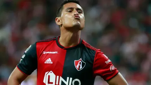 El volante paraguayo de los rojinegros no se detuvo en elogios con el delantero del Rebaño Sagrado