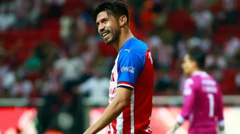 Oribe Peralta en el partido de Chivas.