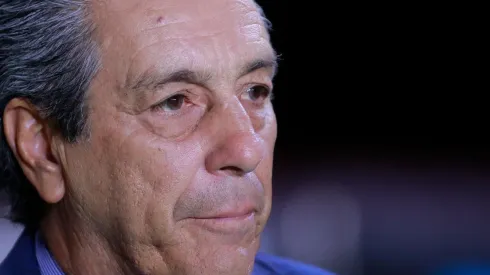 El timonel rojiblanco reconoció que su trabajo es así de frágil y que tiene la maleta lista