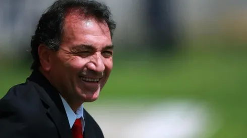 Traigan una pastilla para este abuelo, por favor