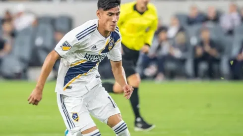 El club dueño de su pase, Manchester City, pidió 10 millones de dólares