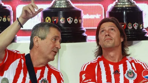 Almeyda le agradeció a Jorge Vergara la posibilidad de conocer el mundo Chivas