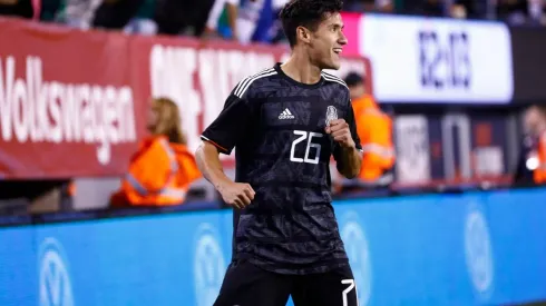 Antuna tiene el camino libre para llegar a Chivas