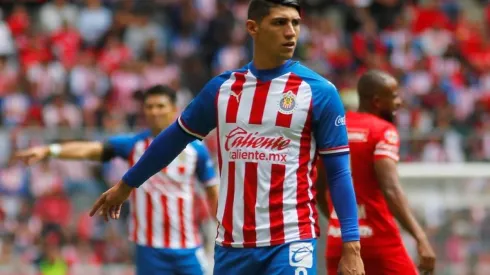 El atacante registra su mejor campaña con Chivas, llevando 10 goles en el presente torneo