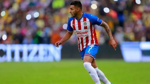 Alexis Vega defendió a Alan Pulido ante las críticas.