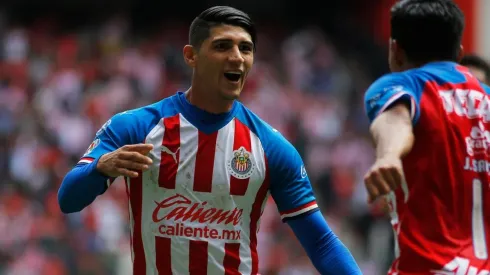 Alan Pulido no quiere dejar Chivas