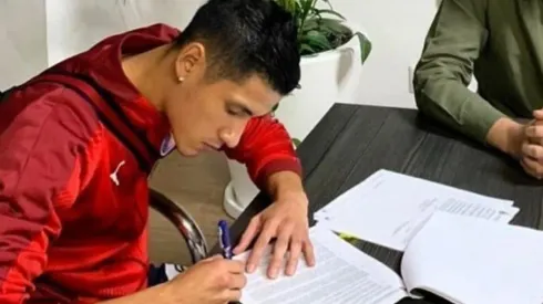 El Brujo ya firmó su contrato oficial con el Rebaño Sagrado