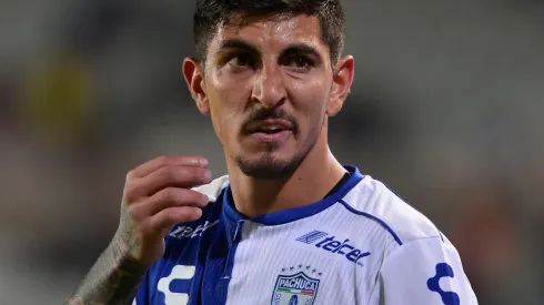 La oficialización de Víctor Guzmán dependería del cierre de la operación de Pachuca por José Juan Macías