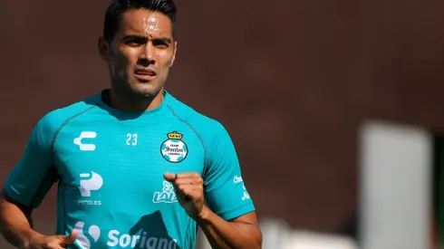 Gallito Vázquez es opción en Chivas