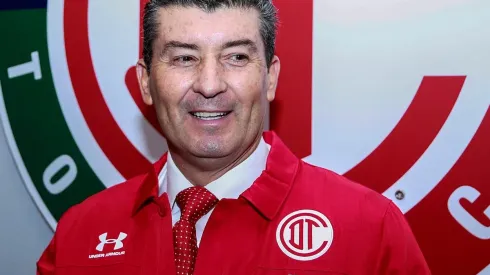 "Chepo" plantea llevarse a un jugador que Tena incluyó en su lista de pretemporada en Chivas