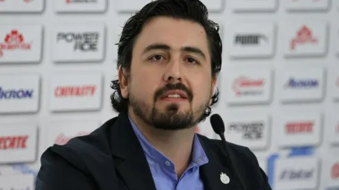 El directivo explica porqué aún no hay dueño de los derechos televisivos de Chivas