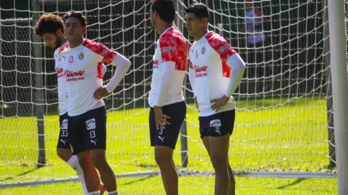 Vinculan a un jugador de Chivas en Pumas