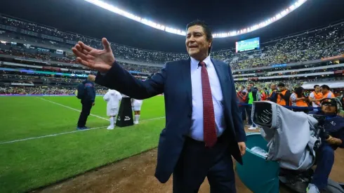 Luis Fernando Tena sabe de la responsabilidad que tiene con Chivas