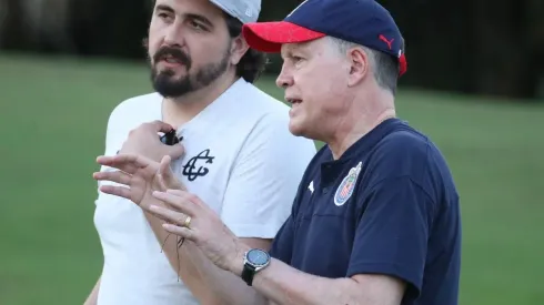 Amaury Vergara y Ricardo Peláez analizarían adquirir a otro refuerzo en este mercado