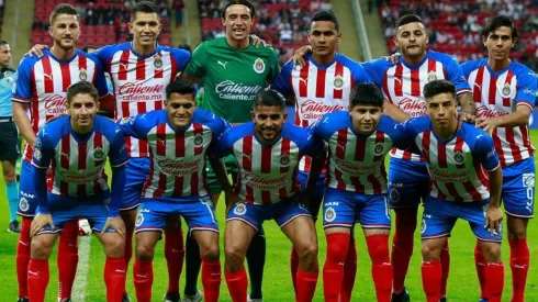 Esta es la probable formación de Chivas para visitar a Pachuca.