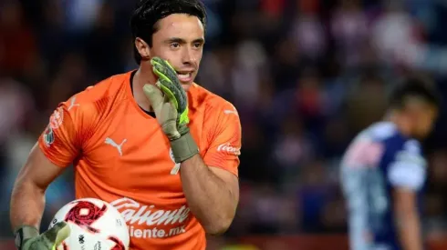 El portero rojiblanco afirma que se debe pensar acorde a la historia del club