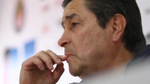 El timonel rojiblanco aseguró que tendrá hasta el viernes para definir si convoca a los tres jugadores en duda