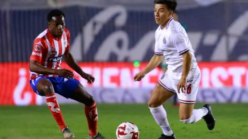 Beltrán entrenó este martes con el grupo principal pero se mantiene en duda para el sábado