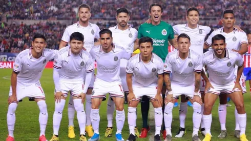 La probable formación de Chivas para visitar a Tigres.