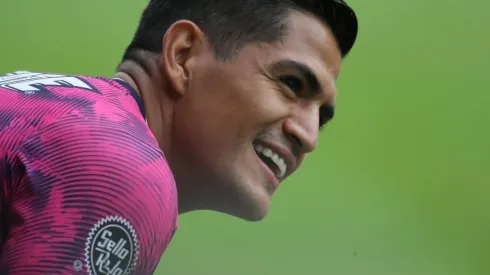 El lateral fue sustituido por José Madueña y en la fecha pasada por Isaac Brizuela